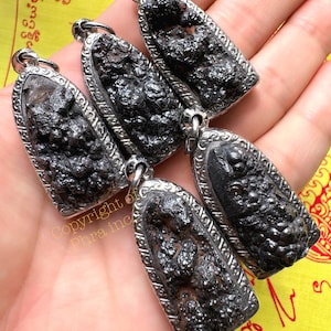 Rare & Powerful Protection LEKLAI &quot;Lek Nam Phi&quot; Magical Stone for Energy healing, positive aura, spiritual blocker -Stone Pendant Khodam Jin