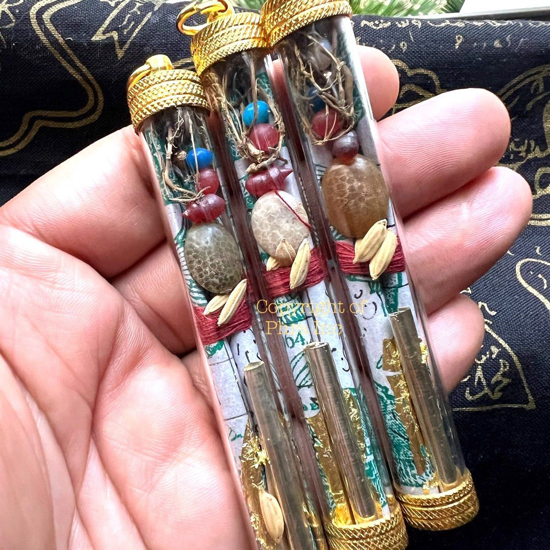 Extreme Wealth & Money Attraction 6-in-1 Amulet Takrut (5 Magical Mustika Pearls + Money Attraction Talisman) Wealth Luck Pearl Cobra Charm