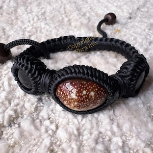 Powerful Protection, Energy Healing, Positive Aura, Black Magic & Spiritual Blocker Stone Bracelet of The Legendary Leklai Tarad Cyrstal Gem
