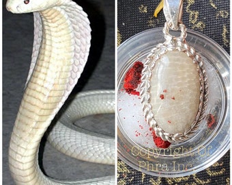 Powerful White Cobra Pearl (Nagamani) - Authentic Snake Amulet Stone Pendant with King Centipede Pearl for Wealth Fetching,Luck & Gambling