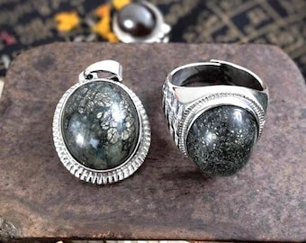 Powerful Lightning Stone (Batu Petir) - Protection, Strong Spiritual Energy, Internal Healing, Psychic Development - Spiritual Pendant/Ring