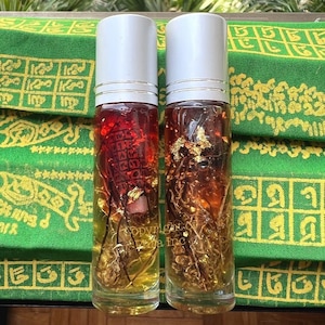 Sex Appeal Pheromone Love Attraction Magical Cenuai & Bulu Perindu King of Charm Love Attraction Oil - Indonesian Javanese Occult Magic
