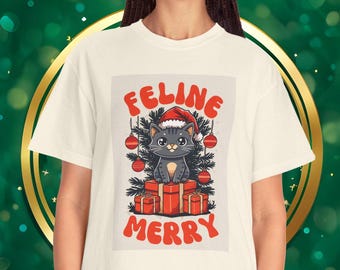 Julkatt-T-shirt: Feline Merry Garment-Dyed T-shirt