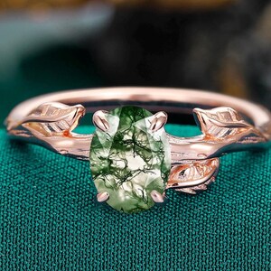 6x8mm Natural Inspired Ring, 1.5CTOval Moss Agate Engagement Ring, Womens Anniversary Bridal Ring, Solitaire Green Agate Ring, Handmade Ring