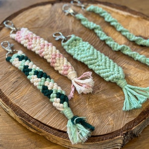 Llavero macramé hecho a mano