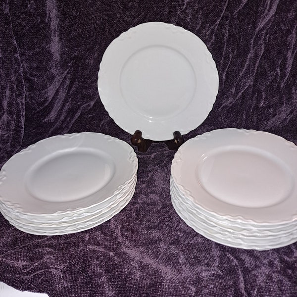 HUTSCHENREUTHER Selb   Bavaria   Racine all White, Bread and Butter Plate  6 1/4  inch diameter , no chips /cracks   cottage core dinnerware