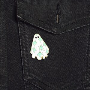 Ghosty Ghost Enamel Pin | Cute Ghost-Patterned Ghoul Brooch | Adorable Halloween Accessory | Spooky Season Lapel Pin | Spooky Gift