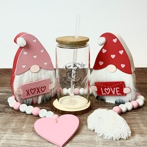 Valentine&#39;s Day Sipper Glass Mockup, Clear 16oz Glass Can Mock-Up, Beer Glass Mockup, Libbey Glass Mockup, Holiday Glass Tumbler Mock Up