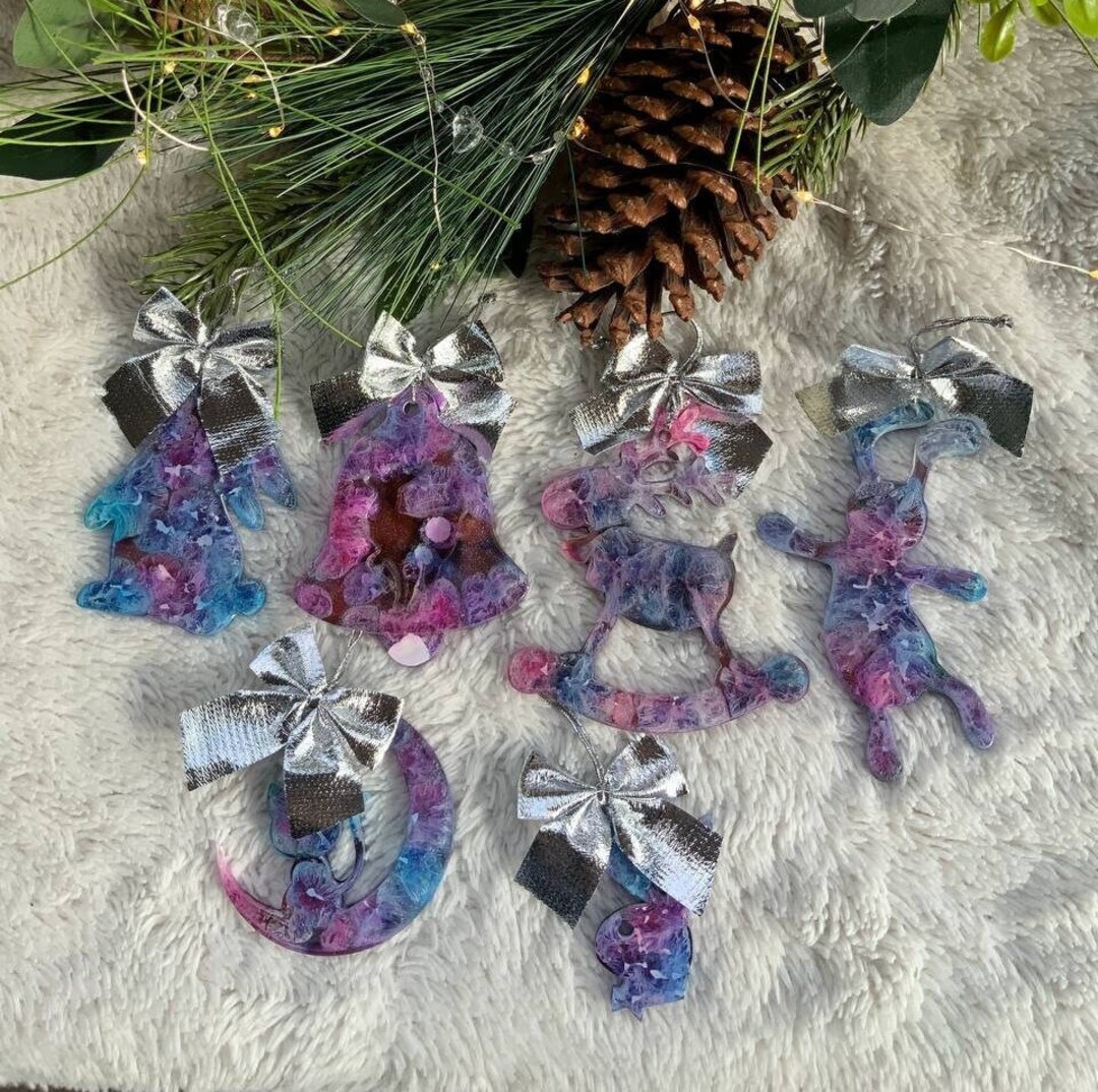 Decor Handmade Resin Christmas Tree Toys Set of Epoxy Resins. Resin