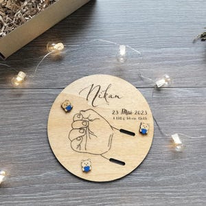 Neugeborenen Holz Armbandhalter für Geburten, personalisierte gravierte Mutterschaft Armbandhalter, Erinnerungskarte, Neugeborenen Geschenk, Geburt Stats