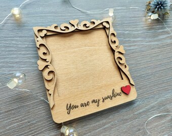 Personalized Engraved Wooden Magnet Photo Frame: Fridge Decor