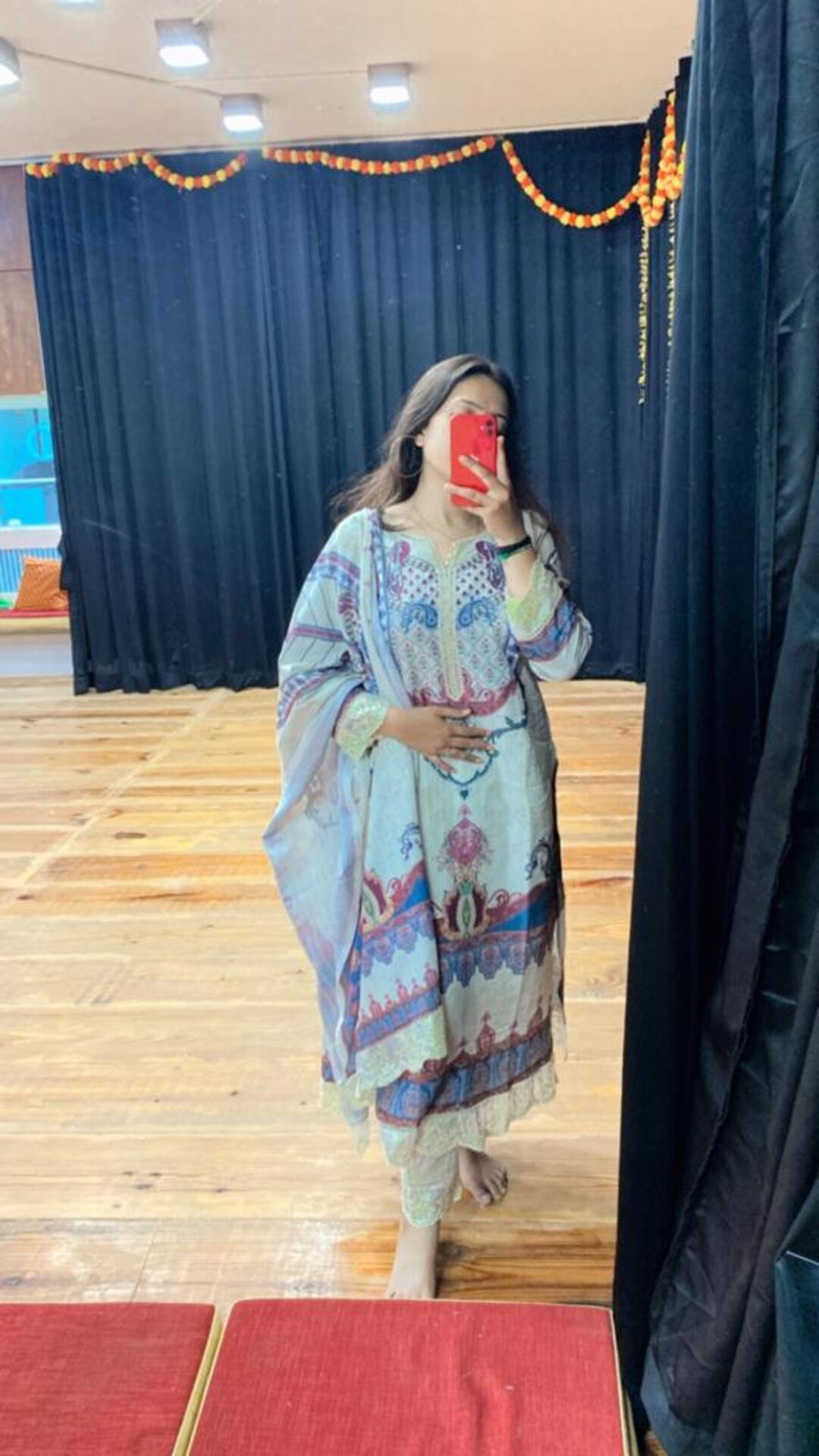 🔥 Most Demanded Article Shiffle Chikankari Jaal Lawn With Cut Work Duppata 3 Pc 👗