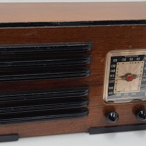 1930s Emerson 7KW-228-2 Art Deco Tischradio - Vintage Holzgehäuse, restaurierte antike MW- und LW-Bänder, geometrisches Design Bild 1