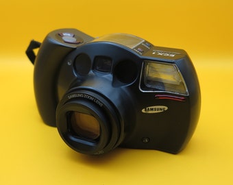 SAMSUNG ECX-1 PANORAMA - 35mm Film Camera