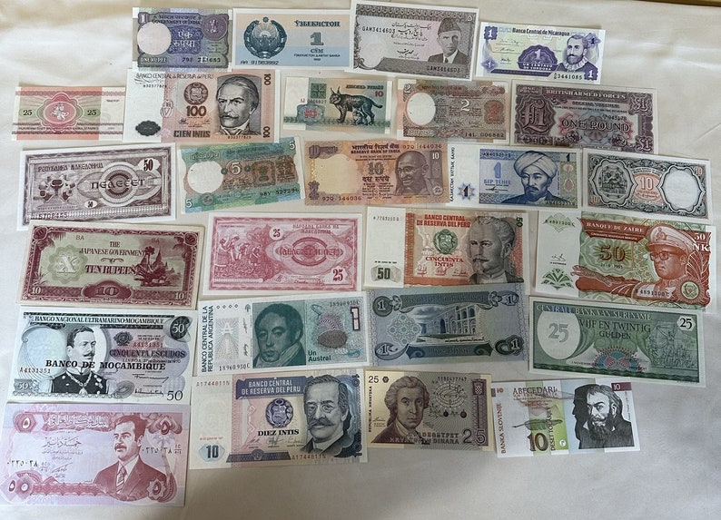 200 Banknotes from various countries. See the slideshow and pictures Sharp Images of Currency, Money, Banknotes. Instant Digital download. image 4