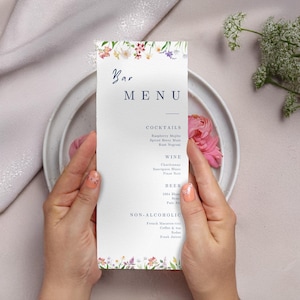 Floral Bar Hochzeitsmenü Signature Getränke Vorlagen, in Canva bearbeitet, einfache klassische Serviettenkarten, Wildblumen, Cocktailkarte DIGITAL DOWNLOAD