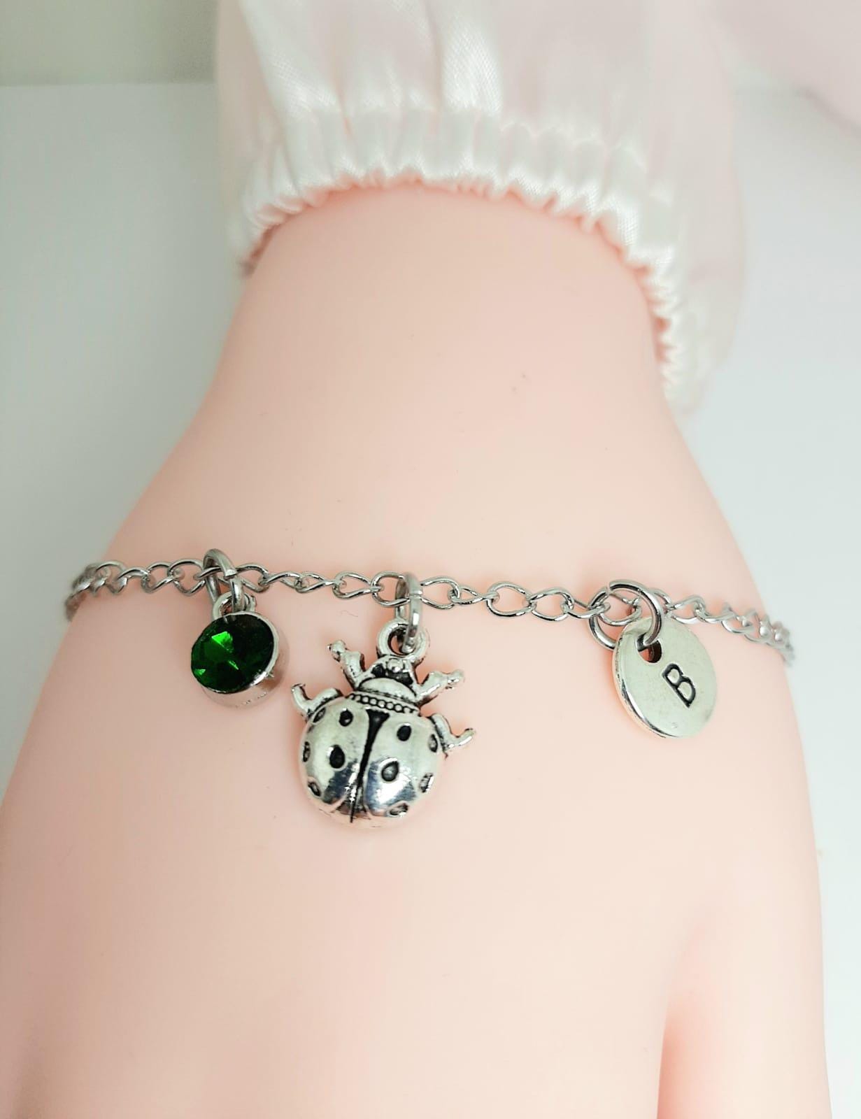 Bracciale Portafortuna Con Coccinella FUSTMW – Perline Naturali, Elastico, Regalo Per Donna