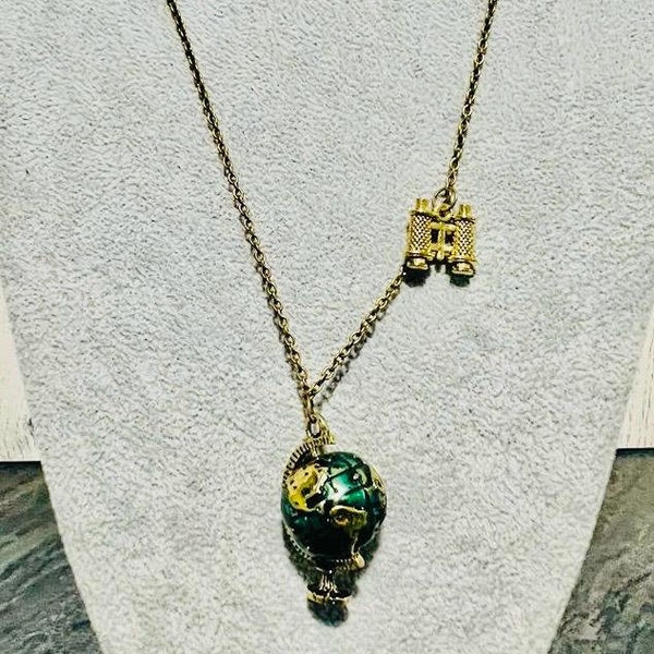 Collier globe, Cadeau globe, Bijoux de carte, Collier de carte, Collier de carte du monde, Collier de terre, Voyage, Cadeau Globe Trotter, Roi