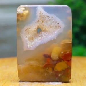 Natuurlijk mosagaat cabochon landschapspatroon – unieke dendritische agaat, 22 x 17 x 4 mm rechthoek