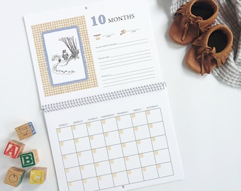 Calendario del primo anno del tuo bambino / Winnie the Pooh / Arte vintage / Diario dei ricordi del neonato / Senza data / Cameretta / Adesivi per le tappe fondamentali / AA Milne