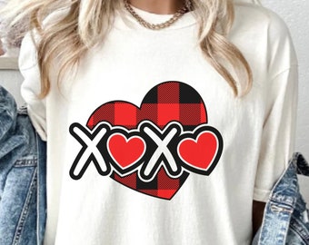 Xoxo Tshirt, Valentine Day Shirt, Love Shirt, Xoxo Sweatshirt, Valentine Gift, Friend Gift, Gifts For Partner, Mom Gift, Valentines Hoddies