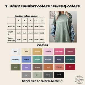 Puede incluir: Un gr&aacute;fico que muestra las opciones de tama&ntilde;o y color para camisetas unisex. El gr&aacute;fico muestra el ancho, la longitud y la longitud de la manga en pulgadas para las tallas S, M, L, XL y 2XL. Los colores disponibles son blanco, marfil, mostaza, flor, ar&aacute;ndano, carmes&iacute;, Chambray, azul flo, espuma de mar, azul vaquero, denim, azul abeto, musgo, violeta, espresso, yam, terracota, rojo, gris, bah&iacute;a, pimienta y negro.