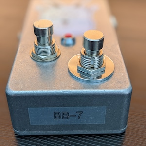 Ba-Ba Guitar Effect Pedal - Momentary on - Hand wired