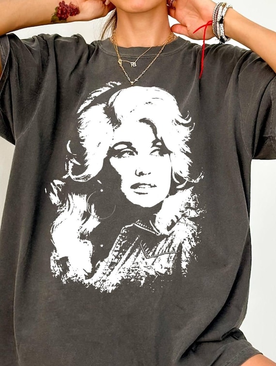 RIP Dolly Parton Comfort Colors Graphic Shirt, Vintage Dolly Western Tee, Country Music Singer Tshirt, Western Music Fan Lover Women Tee