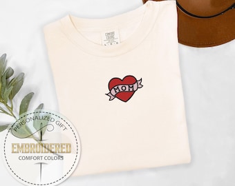Camiseta bordada para mamá, camiseta bordada para mamá, camiseta con corazón de mamá, regalo para el Día de la Madre, camiseta con colores cómodos, camiseta con amor de mamá, camiseta moderna para mamá