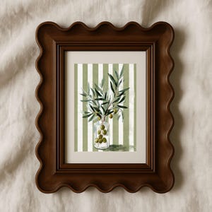 Horizontal 8X10 Frame Mockup with Canva Template: Drag & Drop Frame image 8