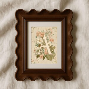 Horizontal 8X10 Frame Mockup with Canva Template: Drag & Drop Frame image 9