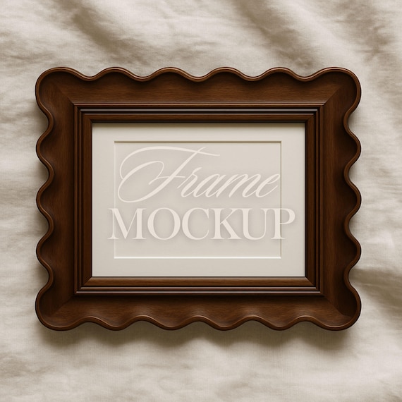 Horizontal 8X10 Frame Mockup with Canva Template: Drag & Drop Frame