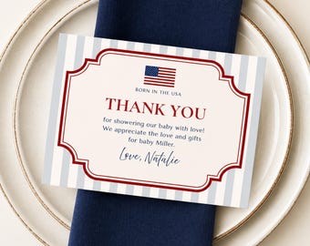 Modelo de cartão de agradecimento para chá de bebê com tema americano, editável no Canva, com tema patriótico vermelho, branco e azul.