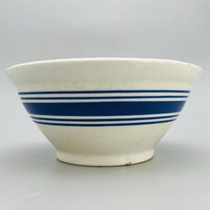 Vintage Stoneware Crock Mixing Bowl White & Blue Striped 9&quot; USA Farmhouse Primitive