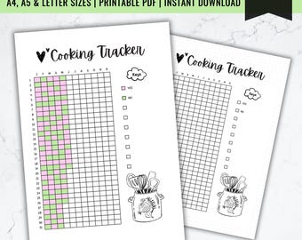 Peut inclure: Planificateur de cuisine imprimable avec deux versions. La première version a un schéma de couleurs rose et vert et la deuxième version est en noir et blanc. Les deux versions ont une grille de calendrier avec une section pour les clés et une illustration mignonne d'un pot avec des ustensiles de cuisine.