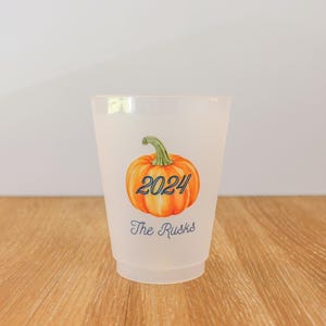 Custom Watercolor Pumpkin Cups | Thanksgiving Friendsgiving Party Decor bild 3