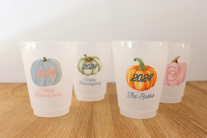 Custom Watercolor Pumpkin Cups | Thanksgiving Friendsgiving Party Decor bild 1