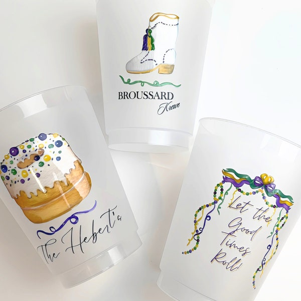 CUSTOM Mardi Gras Party Cups with Mardi Gras Bead Banner | Custom Party Cups | Mardi Gras Party Decor | Krewe Party Cups