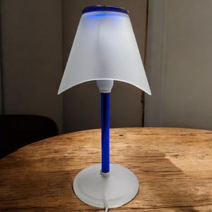Vintage Murano Table Lamp – Elegant Hand-Blown Glass Design with Fluted Silhouette - 1990&#39;s