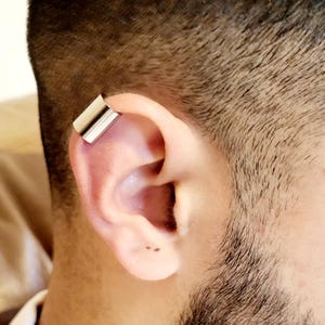 1x Silver Unisex Ear Cuff Earrings Cartilage Wrap Hammered Polished Ear Climber Ring Clip on Helix Cuff No Piercing Earrings Street Studs