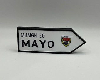 Mayo Sign Post Fridge Magnet - Irish Charm and Whimsy for Your Kitchen - Unique Ireland Gift - Fridge Decor - Emerald Isle Souvenir