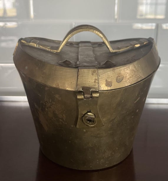 Mottahedeh Design Brass Style Hat Box Antique Vintage
