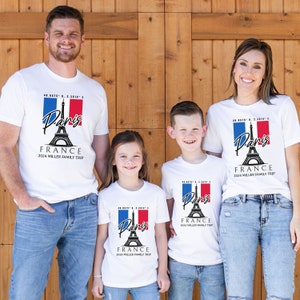 Gepersonaliseerde Frankrijk familie-uitstapje T-shirt Parijs Eiffeltoren T-shirt familie vakantie T-shirt Parijs squad shirt 2025 familie reizen T Frankrijk reiscadeau