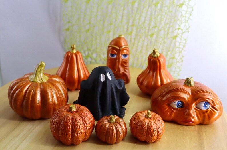 Large decorative pumpkin, cast in concrete, painted, Halloween decoration image 10