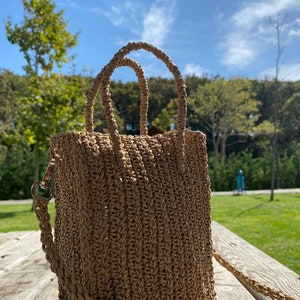 round crossbody bag, Fashion Casual Bag, Premium Rattan Shoulder Bag, Wicker Bag, Summer Bag, Raffia Bag, vintage straw bag ,Minimal Bag