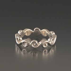 Vine Ring in Sterling Silver