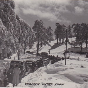 Troodos chypriote sous la neige Cartes postales Automobiles