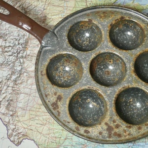 Cast Iron Aebleskiver Pan / Filled Pancake Pan - Golden Gait Mercantile