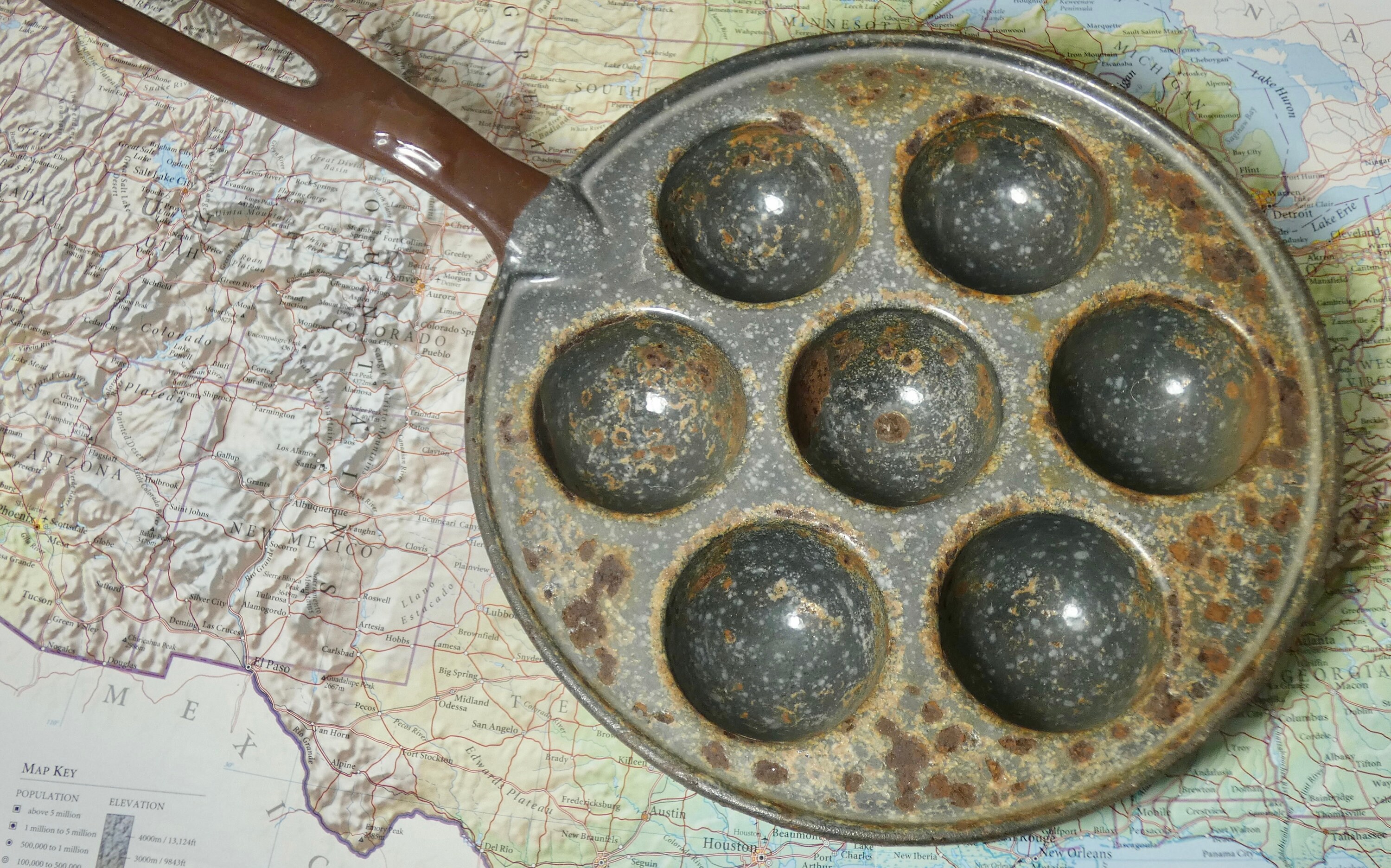 Cast Iron Aebleskiver Pan for Danish Stuffed Pancake Balls