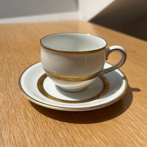 Coffee cup Juwel Hutschenreuther Germany porcelain